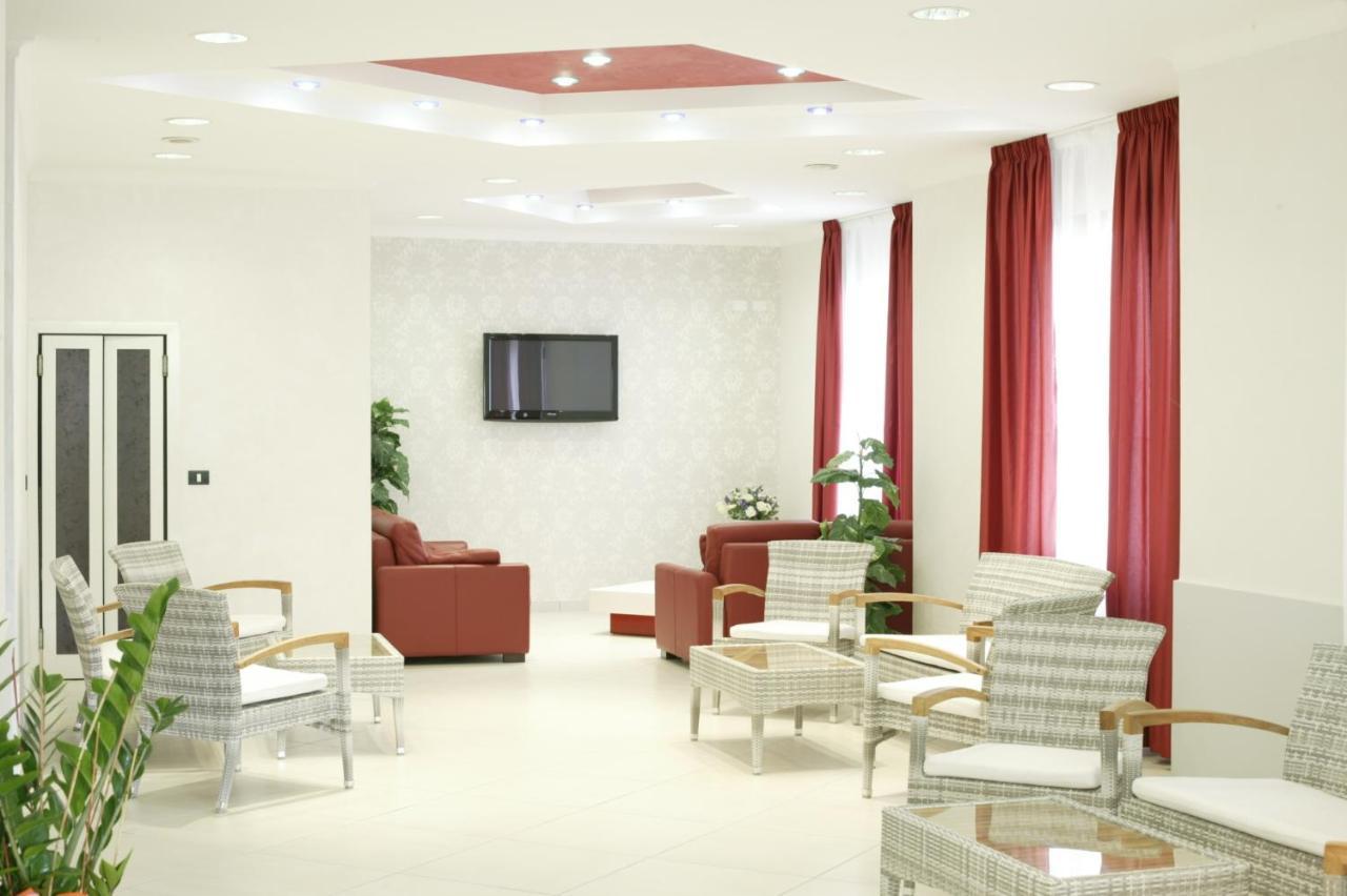 Hotel Le Lune 加提欧马里 外观 照片